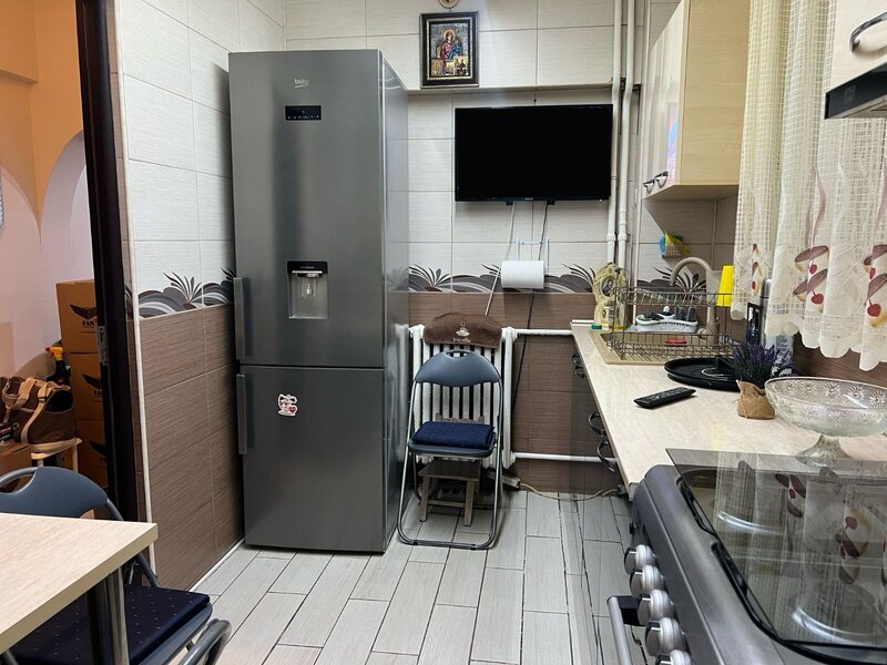 Iancului, metrou 2 minute, apartament 2 camere mobilat